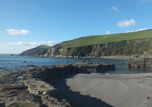 Photo Gallery Image - Portwrinkle harbour